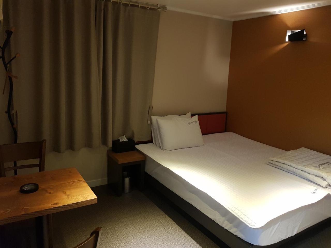 阳光汽车旅馆 釜山 外观 照片
