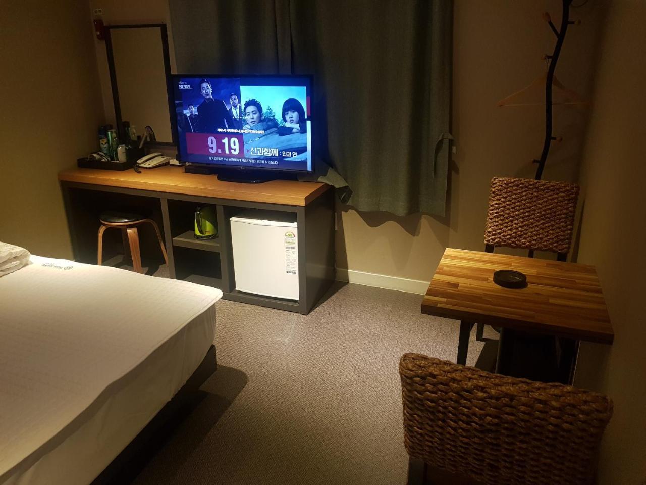 阳光汽车旅馆 釜山 外观 照片
